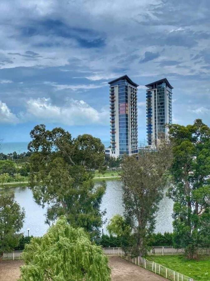 Apartment Dolphin Batum Dış mekan fotoğraf