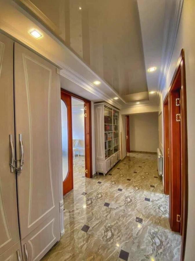 Apartment Dolphin Batum Dış mekan fotoğraf